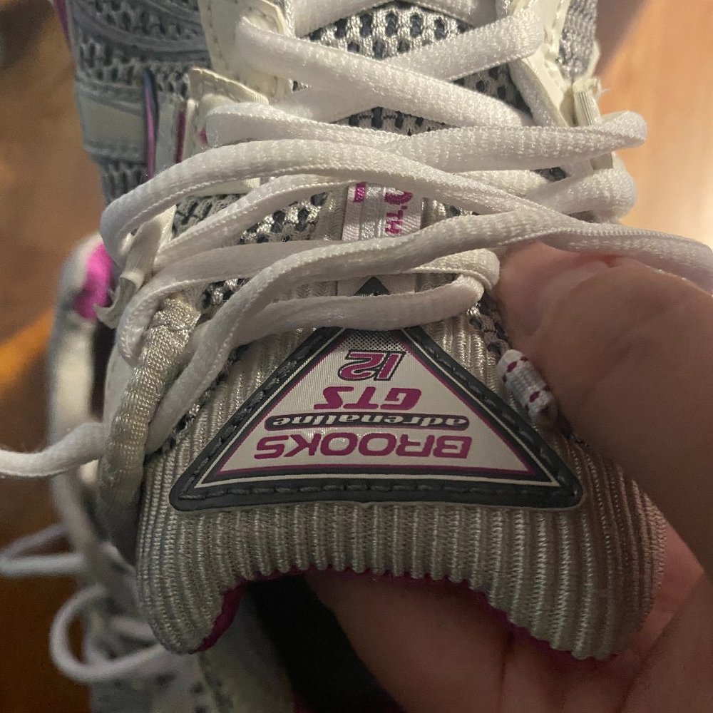 Brooks adrenaline womens size 10.5